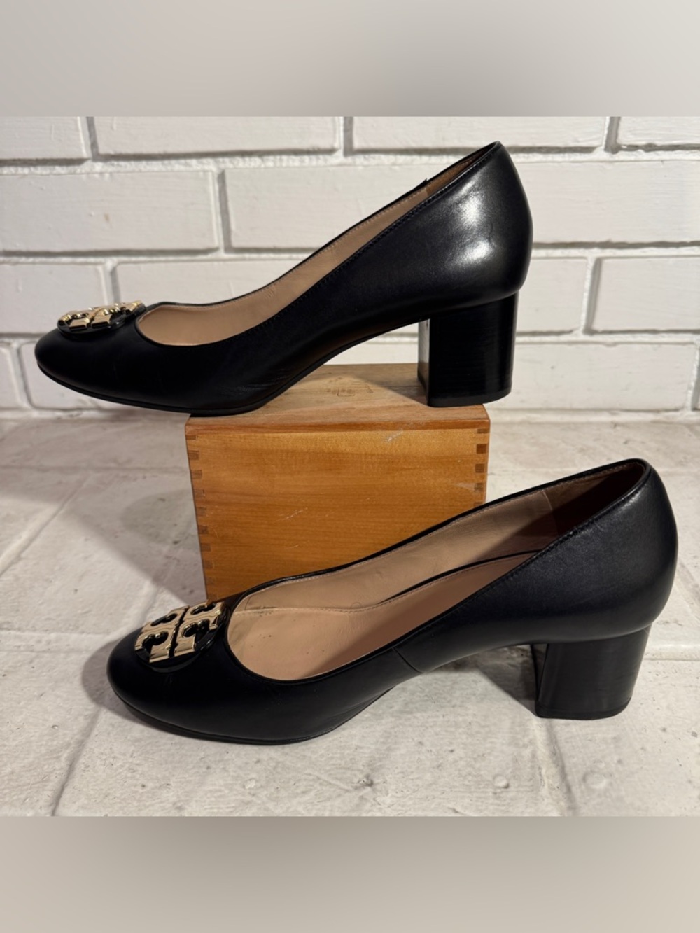 Tory Burch Black Leather Janey 50mm Block Heel Pumps - Size 10 - Picture 6 of 14
